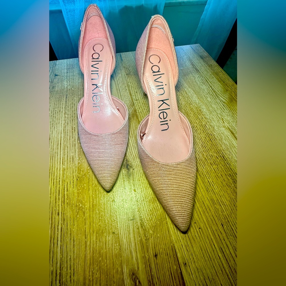 Calvin Klein women's Gloria Pump, ash rose, size 6